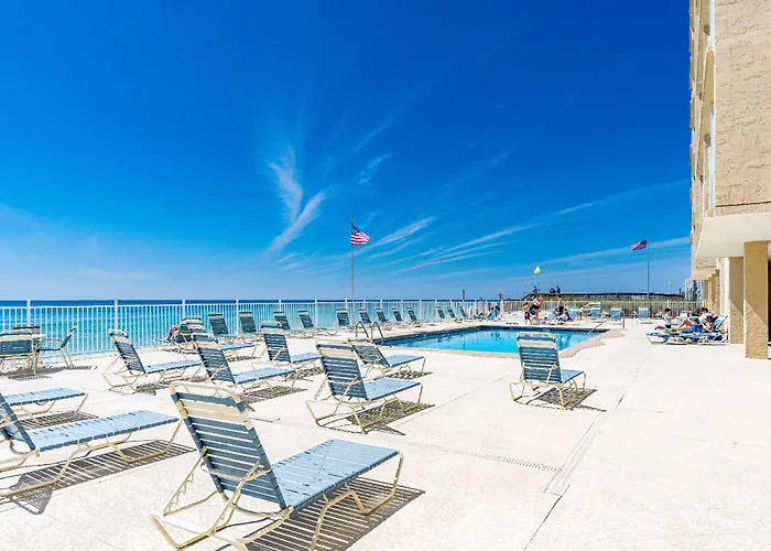 Edgewater West 23 *
